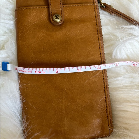 HOBO KING WALLET/Phone Holder in color Honey - Picture 4 of 9
